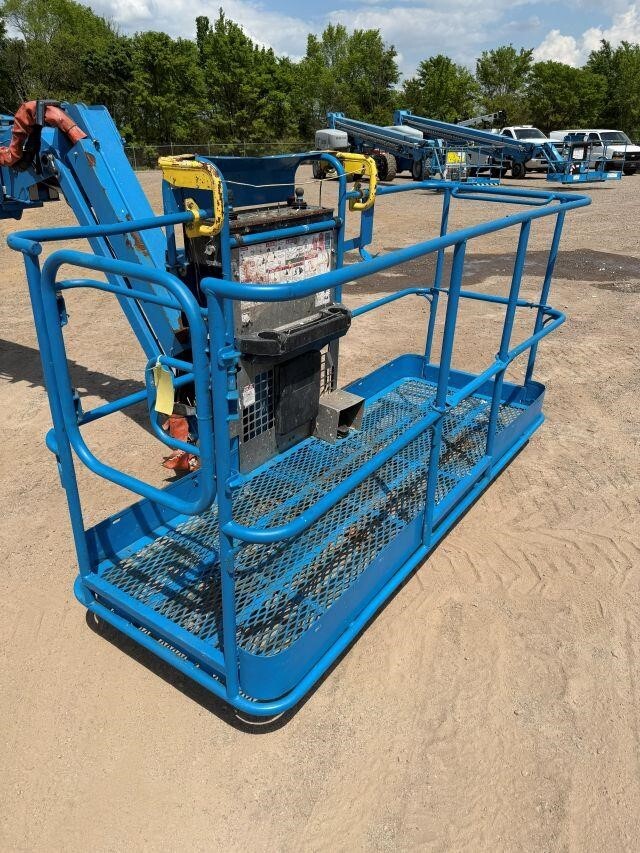 2018 Genie S-85XC-37