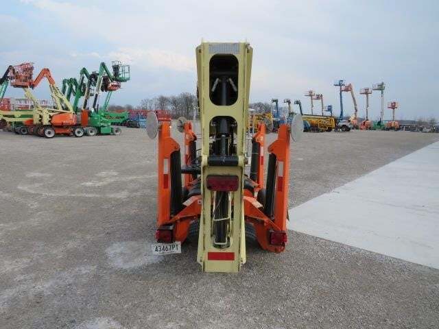 2019 JLG T350-7