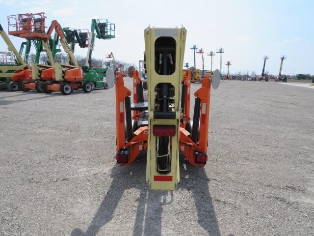 2019 JLG T350-7