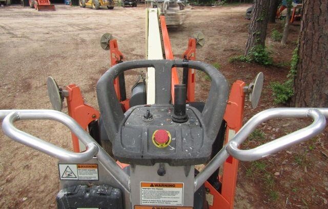 2018 JLG T350-11