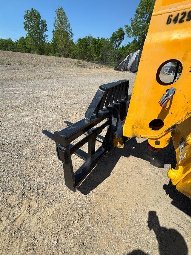 2020 JCB 510-56-33