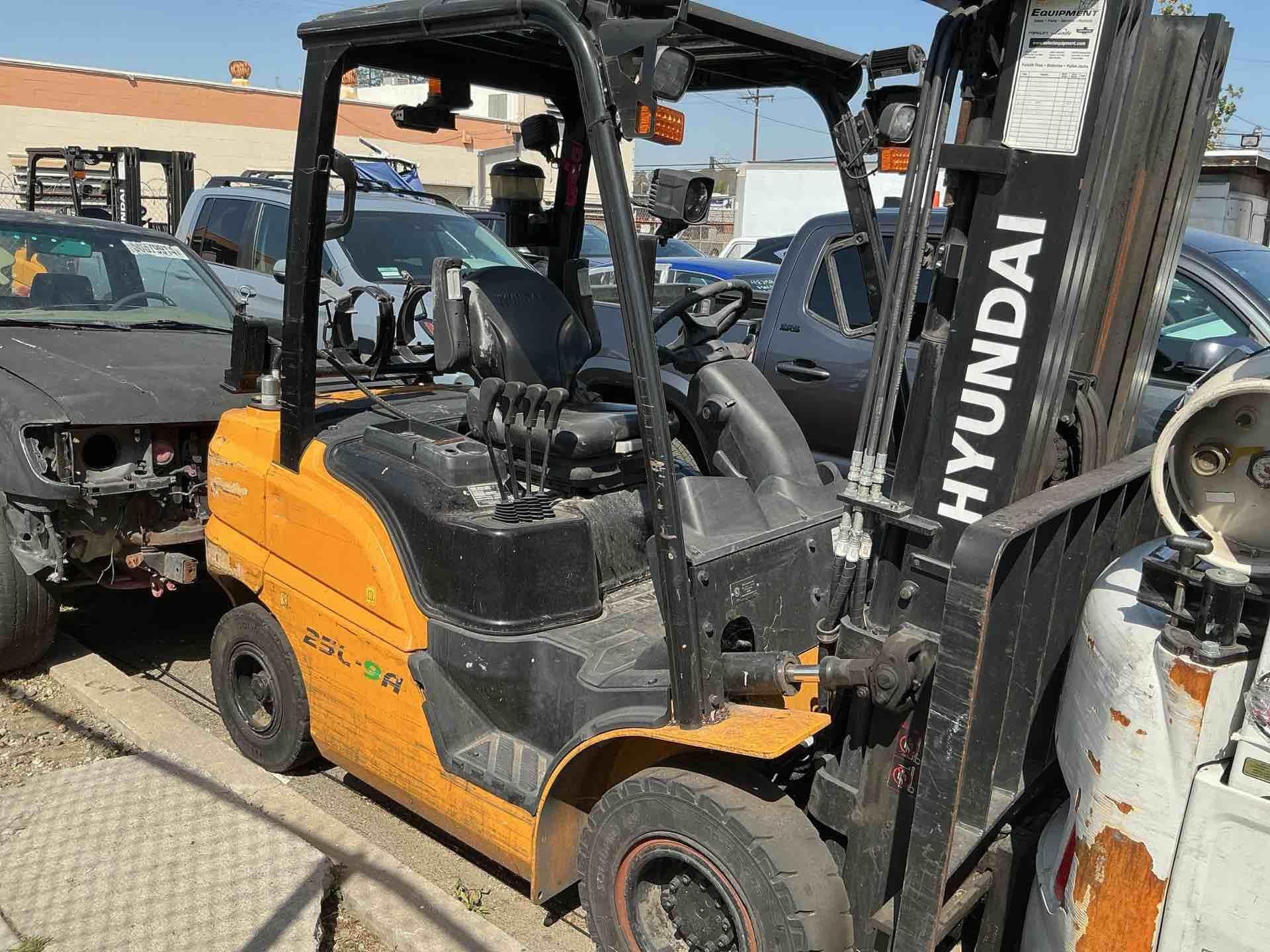 Photo of a 2023 Hyundai 25L-9A