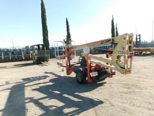 2019 JLG T350-6