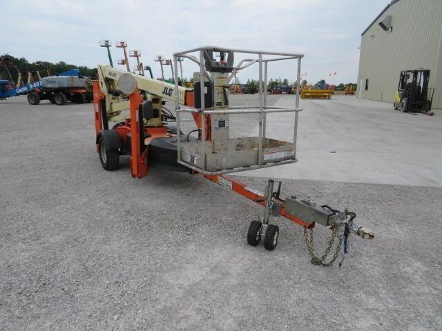 2019 JLG T350-4