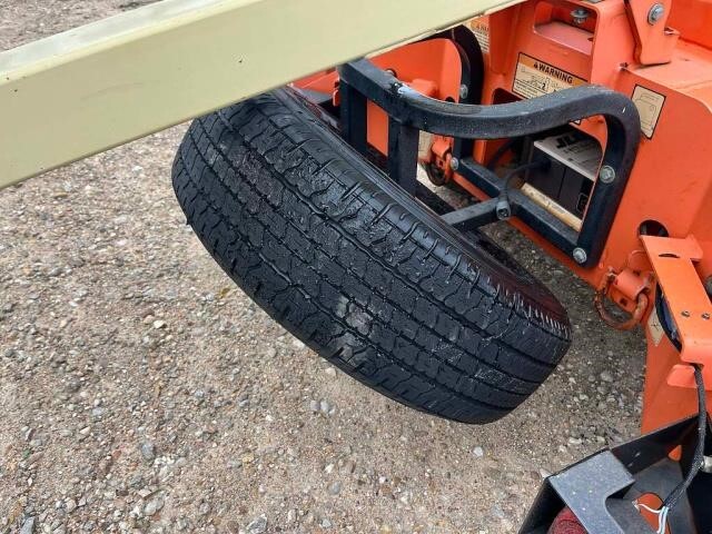 2018 JLG T350-8