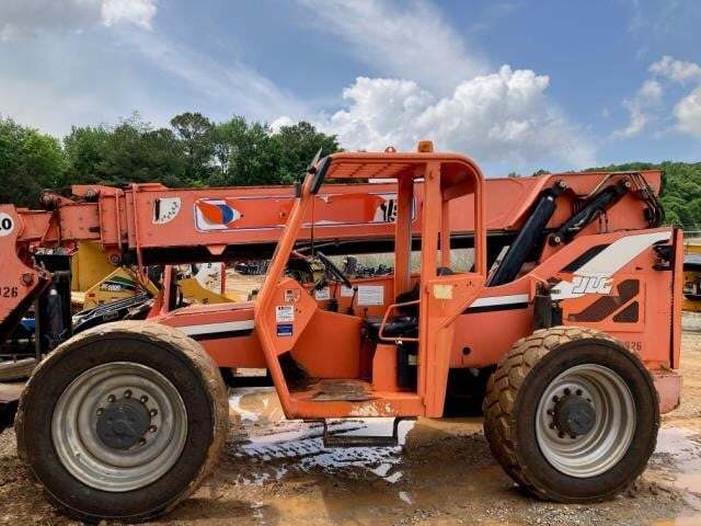2013 SkyTrak 10054