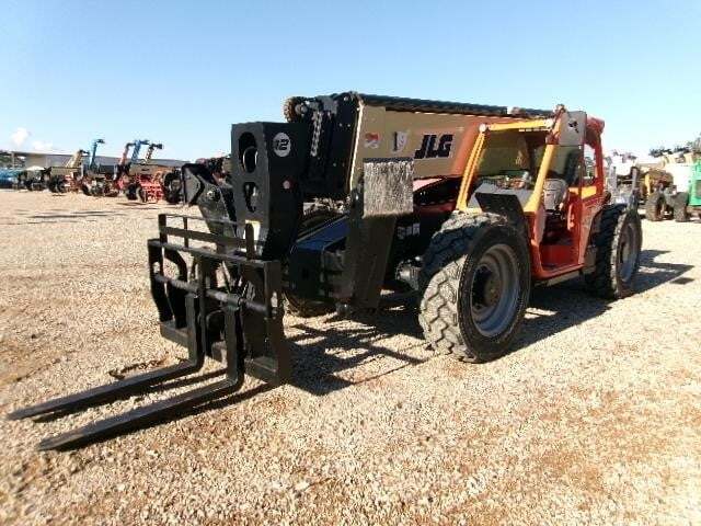 2022 JLG 1255