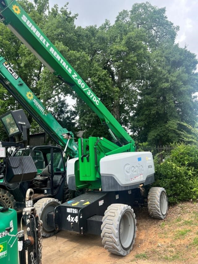 2017 Genie Z-60/37 DC