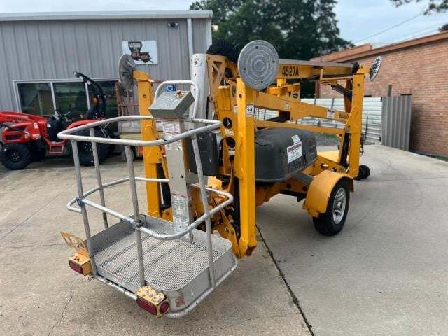 2022 Haulotte 4527A