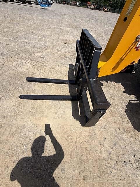 2019 JCB 507-42-50