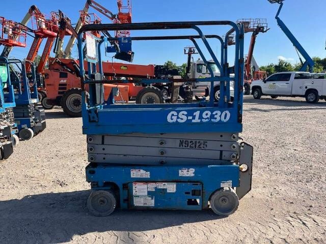 2015 Genie GS-1930