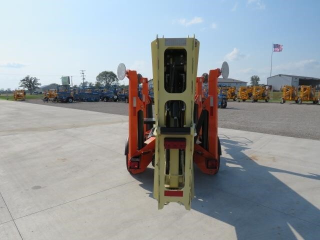 2019 JLG T500J-7
