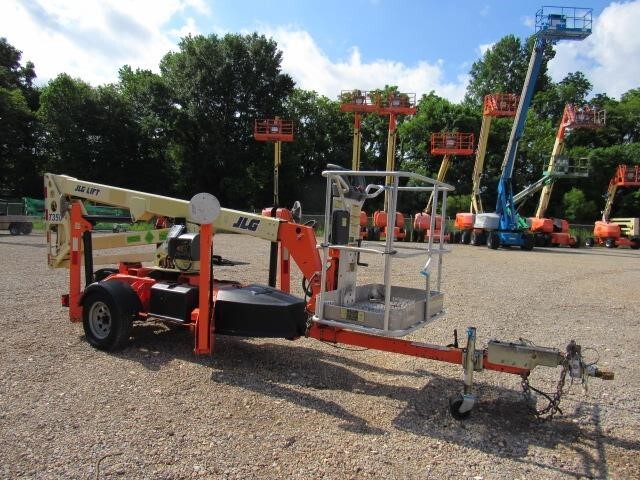 2019 JLG T350-4