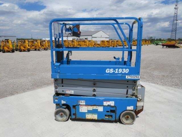2019 Genie GS-1930