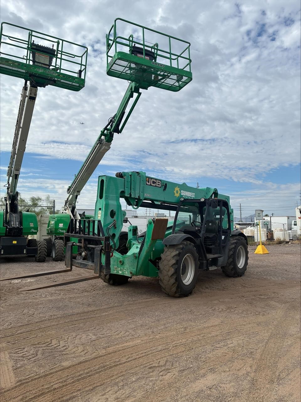 2017 JCB 510-56