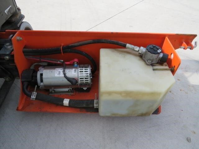 2020 JLG 1932R-17