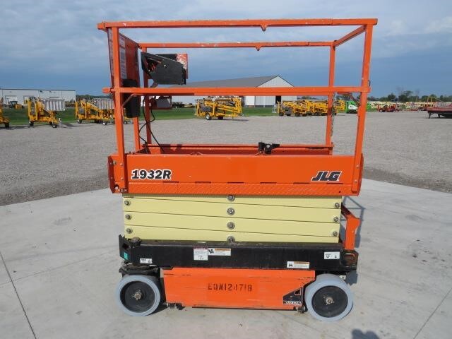 2020 JLG 1932R