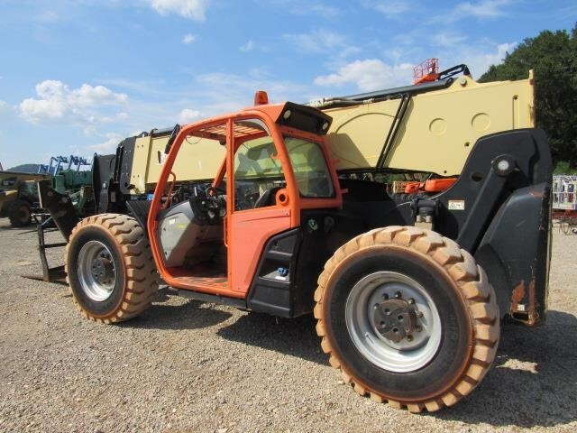 2017 JLG 1255-8