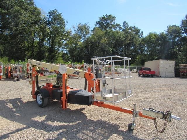 2019 JLG T350-4